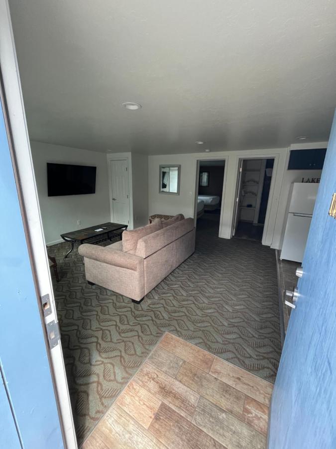 June Villager Lodge